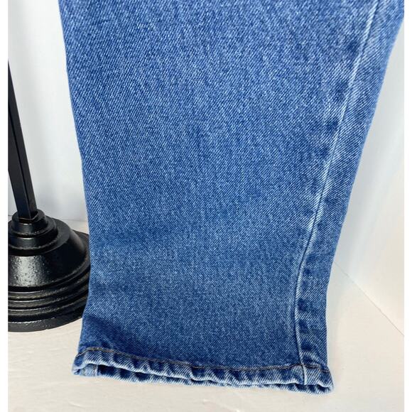 LL Bean Men's Blue Denim Jeans 33x30 Natural Fit Straight Leg - Picture 4 of 12